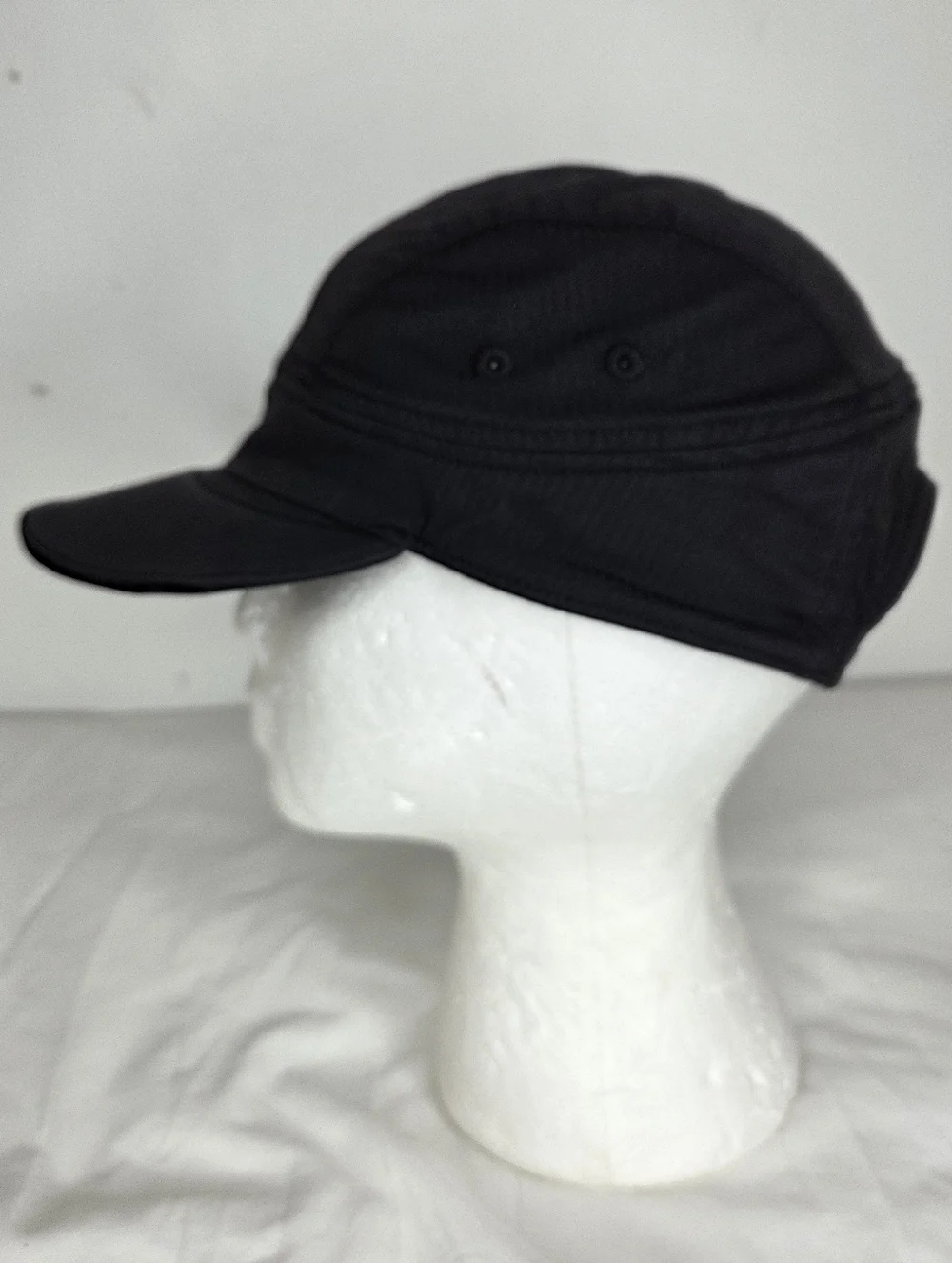 Lululemon OS Black Baseball Cap Lightweight with Structured Brim (no Hangtag) - Picture 3 of 7